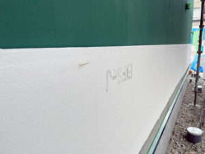 Khouse_eifs_02