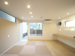 Khouse_y_02