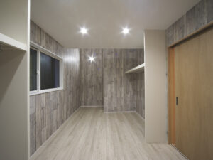 Khouse_y_04